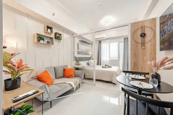 1 bedroom, WiFi, bed sheets