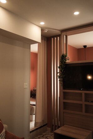 2 habitaciones, escritorio, wifi gratis y ropa de cama 