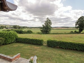 Cottage | Property grounds - Filly Brook (Worcester)