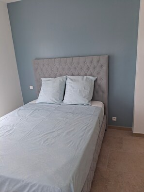 7 bedrooms, soundproofing, iron/ironing board, WiFi