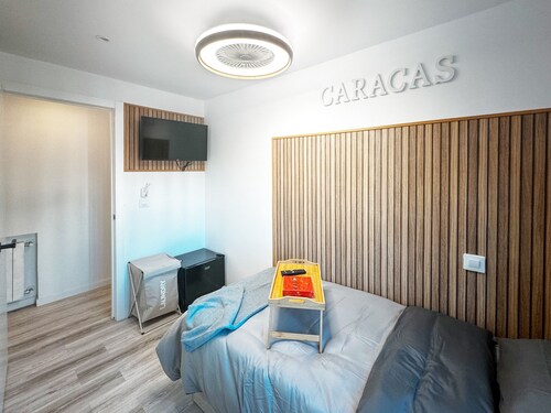 Caracas: perfect room to live and share in Madrid