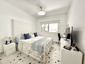 1 bedroom, in-room safe, iron/ironing board, free WiFi