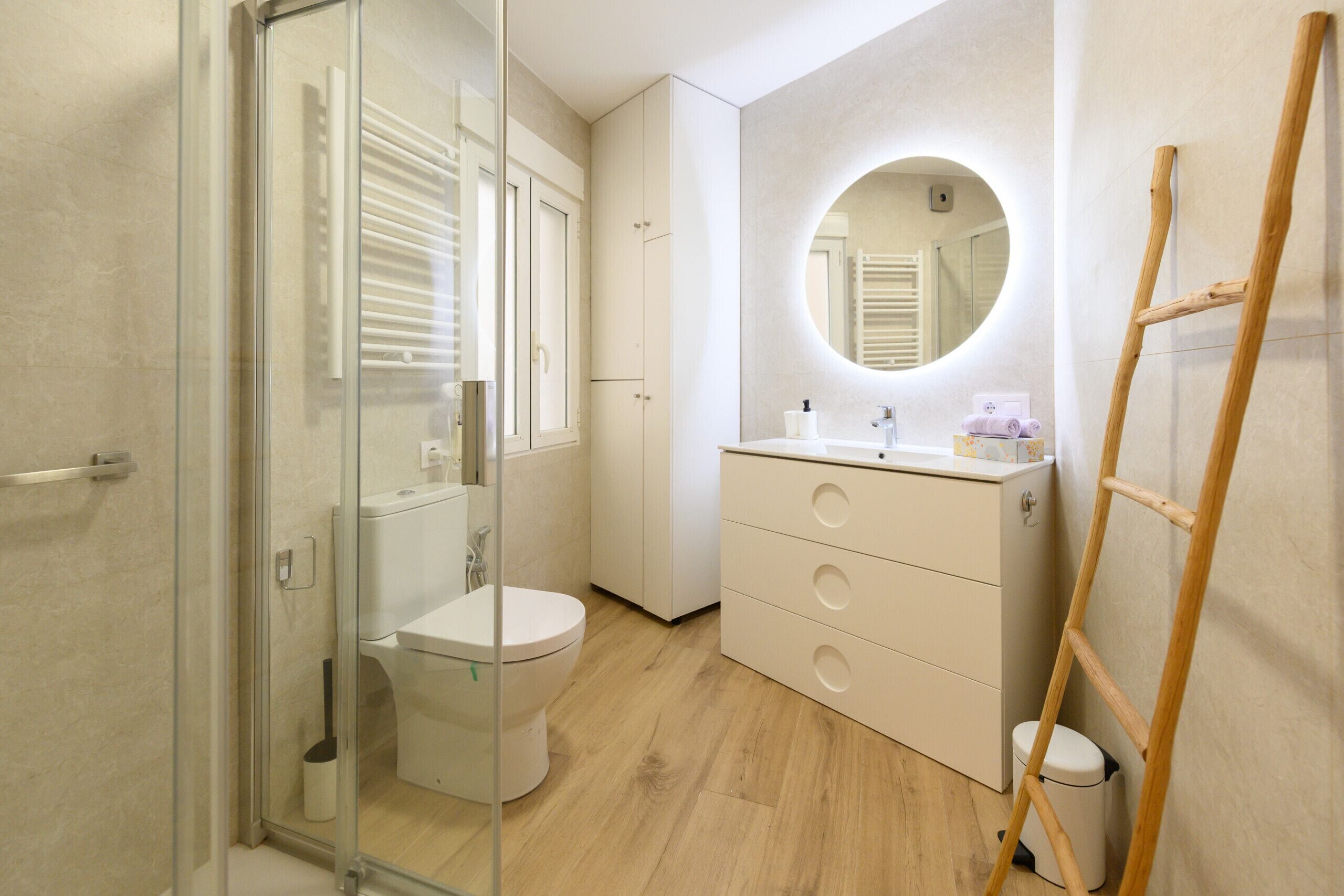 Een douche, een haardroger