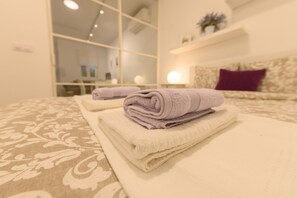 Planxa i posts de planxar i wifi gratuïta