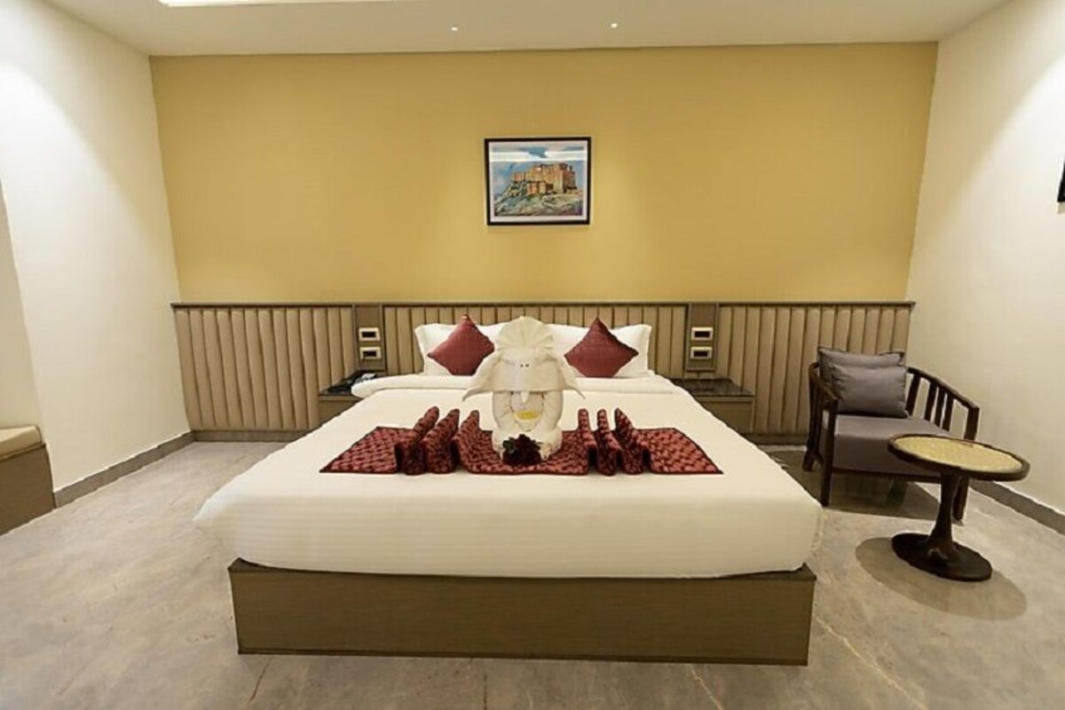 DELUXE SINGLE ROOM
