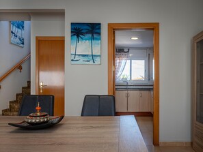 Dining - AT095 La Coma: Casa con piscina privada, barbacoa, A/A, wifi (Creixell)