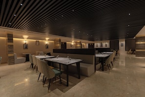 Breakfast, lunch and dinner served - Pride Resort Jodhpur (Jodhpur)