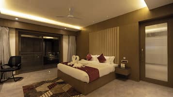 Family Double Room, Balcony, Garden View | In-room safe, desk, laptop workspace, iron/ironing board