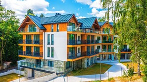 Front of property - Apartamenty Sun & Snow Pine Apartments (Szklarska Poreba)