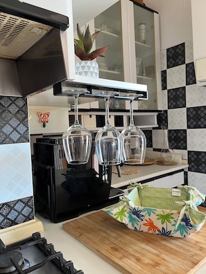 Private kitchen - SUITES APARTMENT - Breathe Tortoreto (Tortoreto Lido)