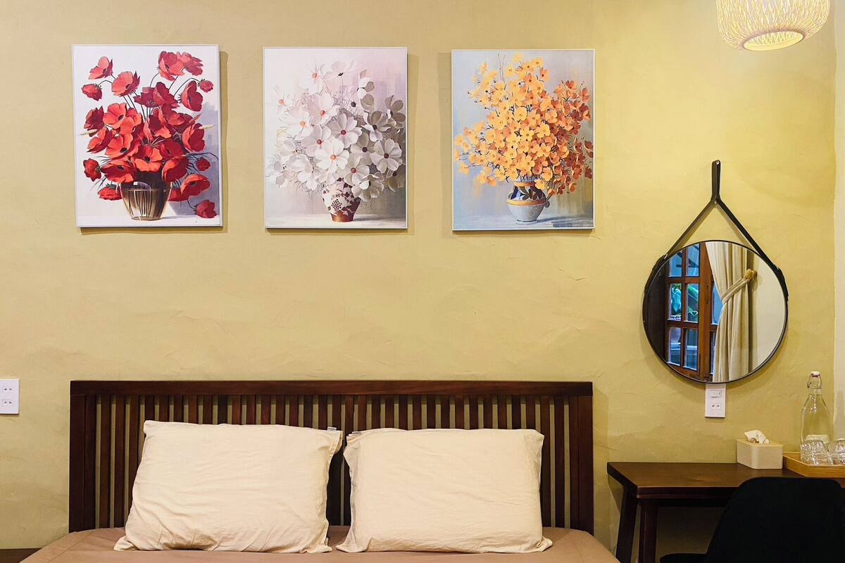 ห้องสแตนดาร์ดดับเบิล, วิวสวน | ผ้าปูที่นอนฝ้ายอียิปต์, เครื่องนอนระดับพรีเมียม, เตียงเมมโมรีโฟม