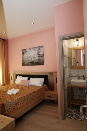 2 Schlafzimmer, Bügeleisen/Bügelbrett, WLAN, Bettwäsche