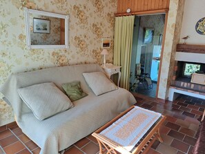 TV - Charming house for 6, forest access, 600m to beach, pets allowed (Saint-Jean-de-Monts)