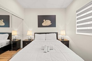 2 bedrooms, iron/ironing board, WiFi, bed sheets