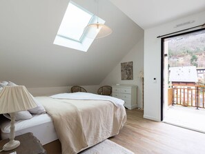 3 bedrooms, free WiFi - Spacious Modern Apartment, Near Slopes, 8 Guests, Parking Included (Saint-Lary-Soulan)