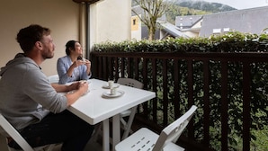 Unclassified image, 3 of 20, button - Apartment 4 ppl. Saint-Lary, Near center, WIFI (Saint-Lary-Soulan)