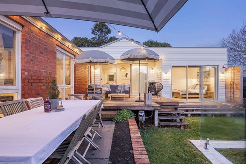 Martha's Playground - A Family's Ultimate Oasis