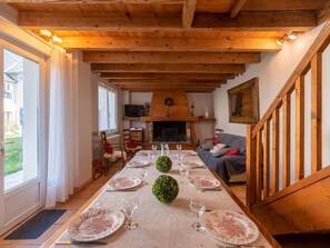 Interior - Spacious house for 11 with terraces and garden in Vielle-Aure (Vielle-Aure)