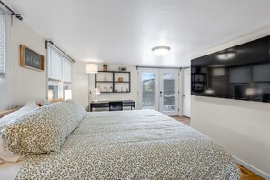 3 Schlafzimmer, Schreibtisch, Bügeleisen/Bügelbrett, kostenloses WLAN