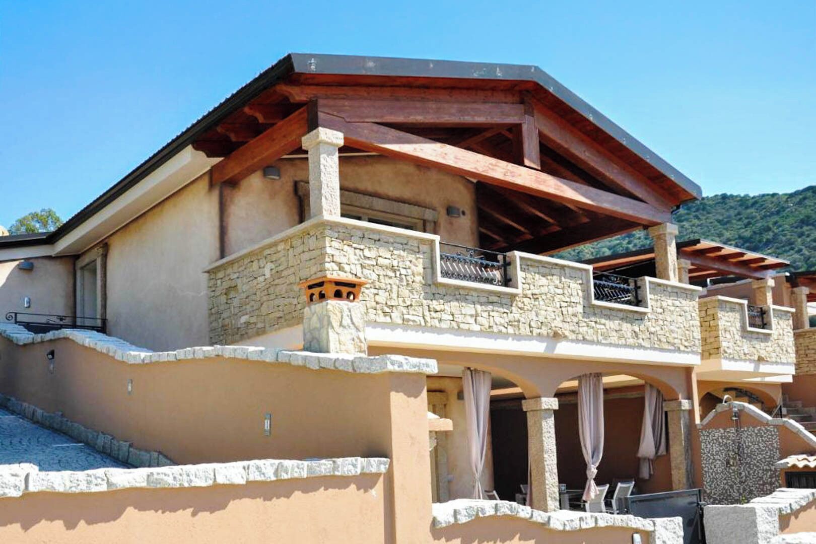 Fachada da propriedade