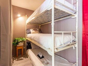 1 bedroom