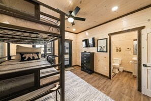 2 bedrooms, iron/ironing board, WiFi, bed sheets - Bearfoot Cabin • Hot Tub • Near Parkway • Sleeps 7 (Smoky Mountains)