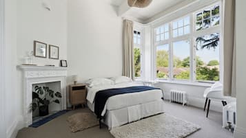 2 Schlafzimmer, Bügeleisen/Bügelbrett, Bettwäsche