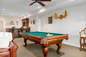 Game room - Antlers Aweigh with Wintergreen Advantage (Wintergreen)