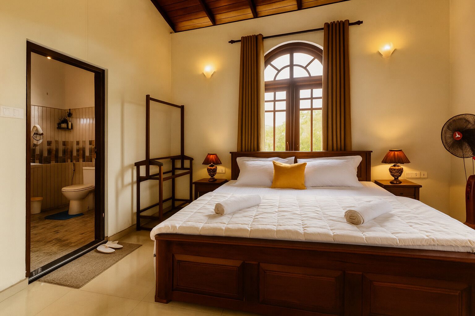 4 bedrooms, iron/ironing board, WiFi, bed sheets