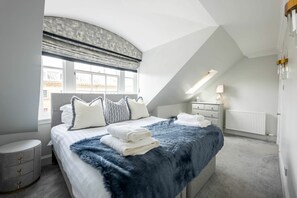 3 bedrooms, iron/ironing board, free WiFi