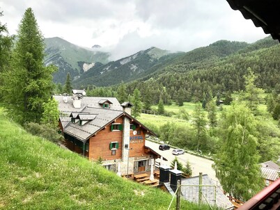 Hotel Chamois d'Or