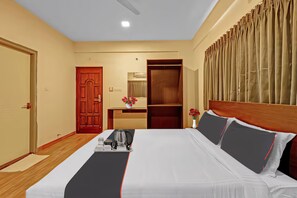 Basic Double Room | Desk, laptop workspace, free WiFi - Felix Otim by Welcome Inn Hospitality (Bengaluru)