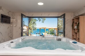 Unclassified image, 2 of 54, button