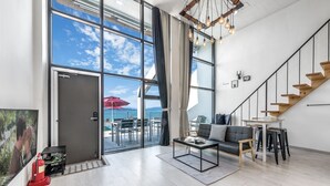 ห้องเบสิก, 2 ห้องนอน (Ocean Family102) | 1 ห้องนอน, Wi-Fi ฟรี