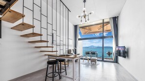 ห้องเบสิก, 1 ห้องนอน (Ocean Terrace B201) | 1 ห้องนอน, Wi-Fi ฟรี