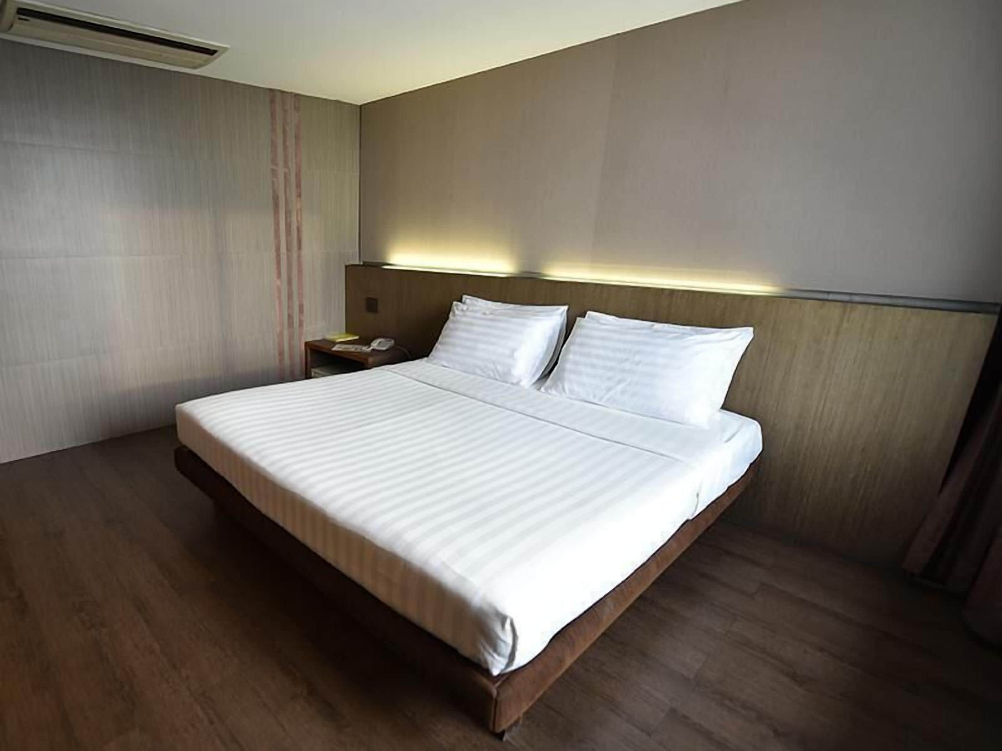 Photo - Bangkok City Hotel