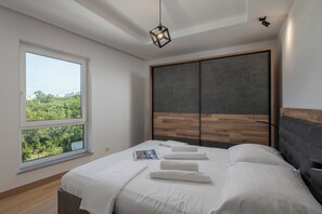 標準公寓, 多間臥室 (Seaview Apartment Kostrena Two) | 2 間臥室、免費無線上網、床單