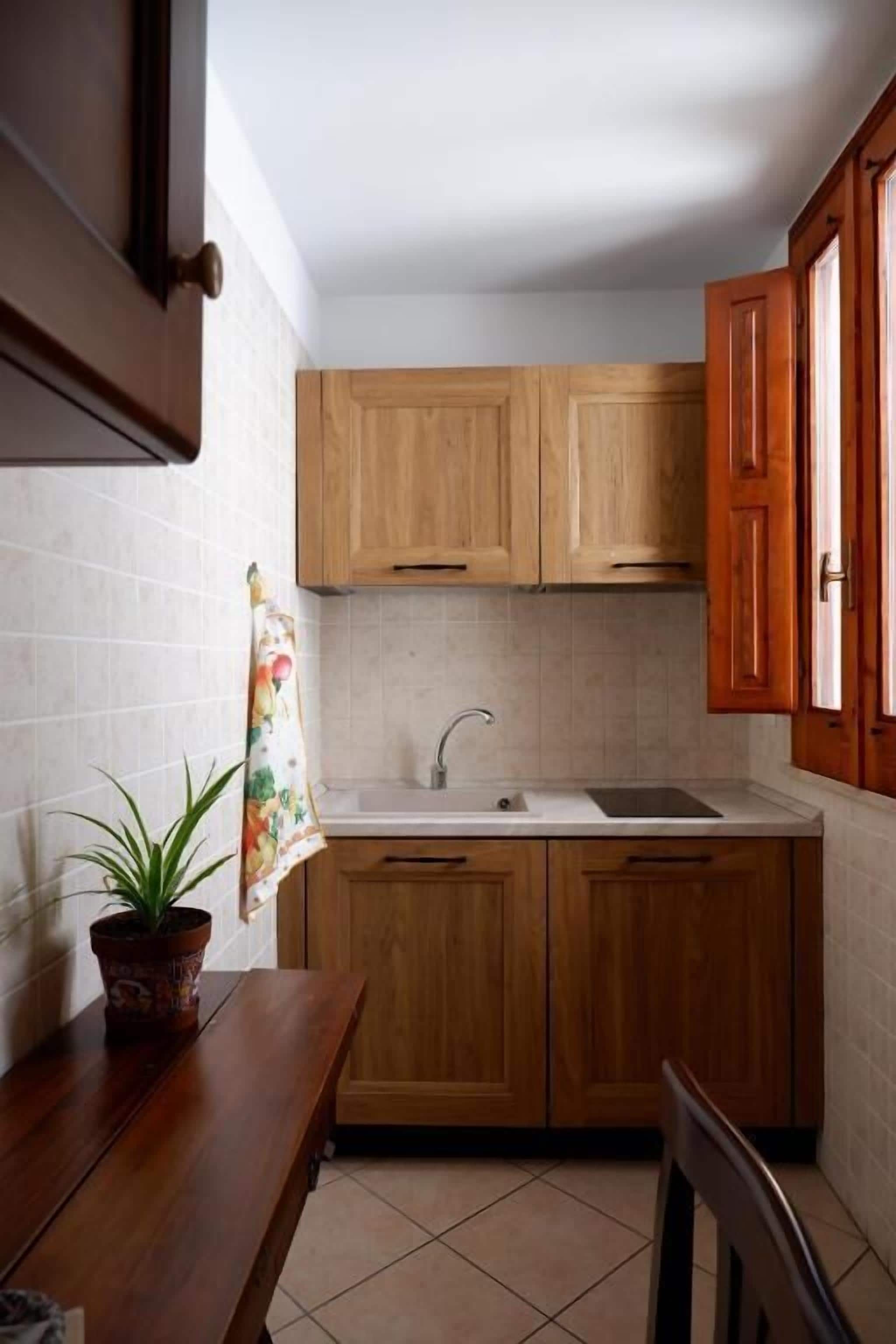 Appartamento Comfort, vista cortile | Cucina privata
