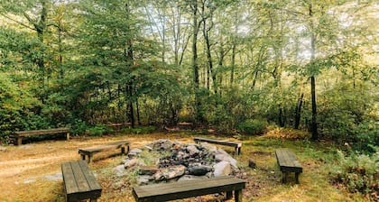 Cabin, 16 Bunks, Kitchen, Bathroom
