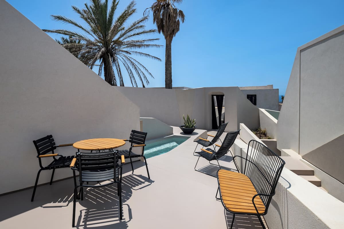 Cave Suite, Outdoor Tub | Terrace/patio