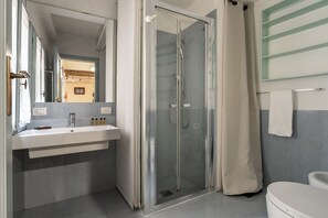 Regadera y bidet 