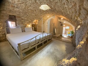 1 soverom, strykejern/-brett, wi-fi og sengetøy