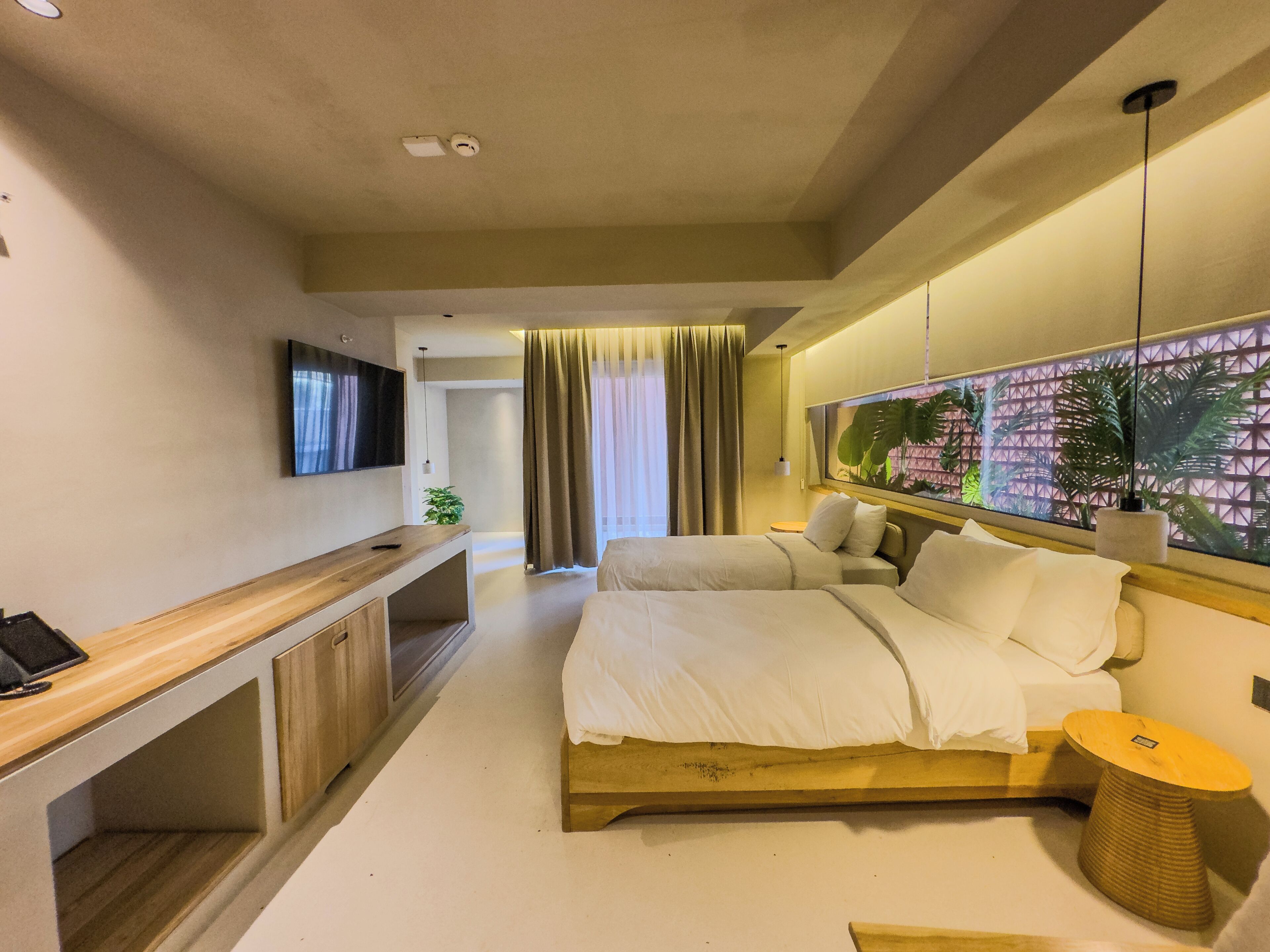 Deluxe Twin Room, Balcony | In-room safe, blackout drapes, soundproofing, free WiFi