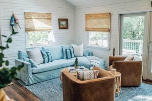 TV - Dreamy Waterfront+Hot tub+Kayaks+Deck+Dock+Games (Deltaville)