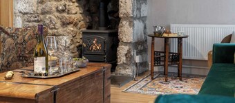 Gallery Lodge - Short Stays UK Ltd