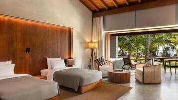 Zimmersafe, Schreibtisch, laptopgeeigneter Arbeitsplatz