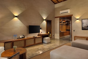 Deluxe suite twin ( Tharindu) 01 | Wardrobe