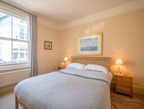 2 sovrum, strykjärn/strykbräda, gratis wi-fi och sängkläder