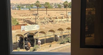 Temple & Nile View