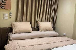 2 bedrooms, iron/ironing board, WiFi, bed sheets - Temple & Nile View (Luxor)